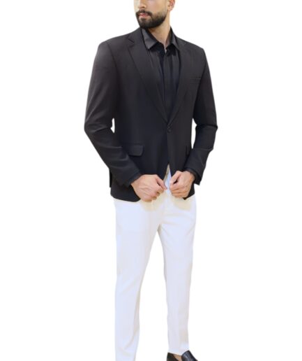 Costume noir blanc